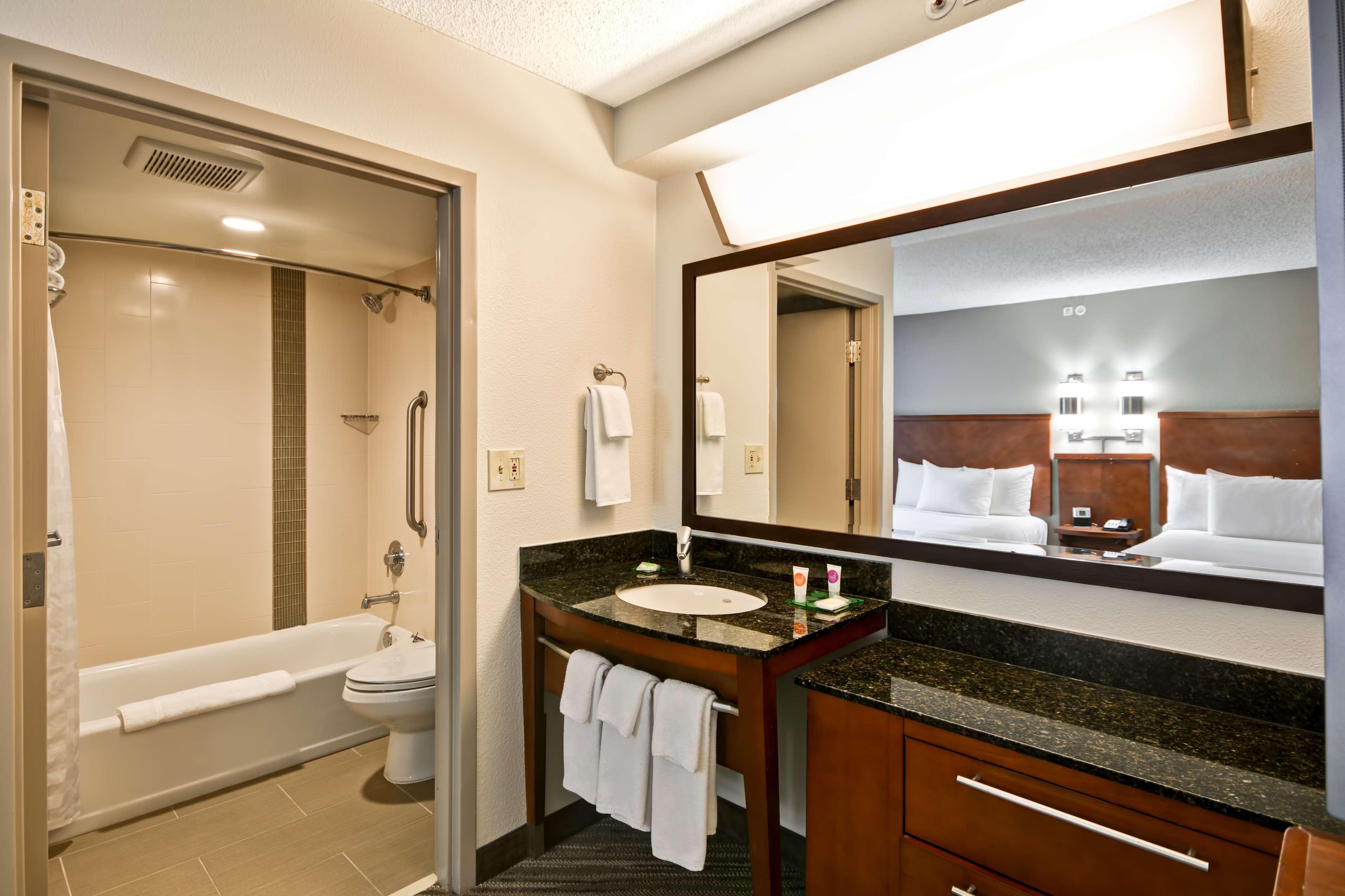 Hyatt Place Indianapolis Airport Екстер'єр фото