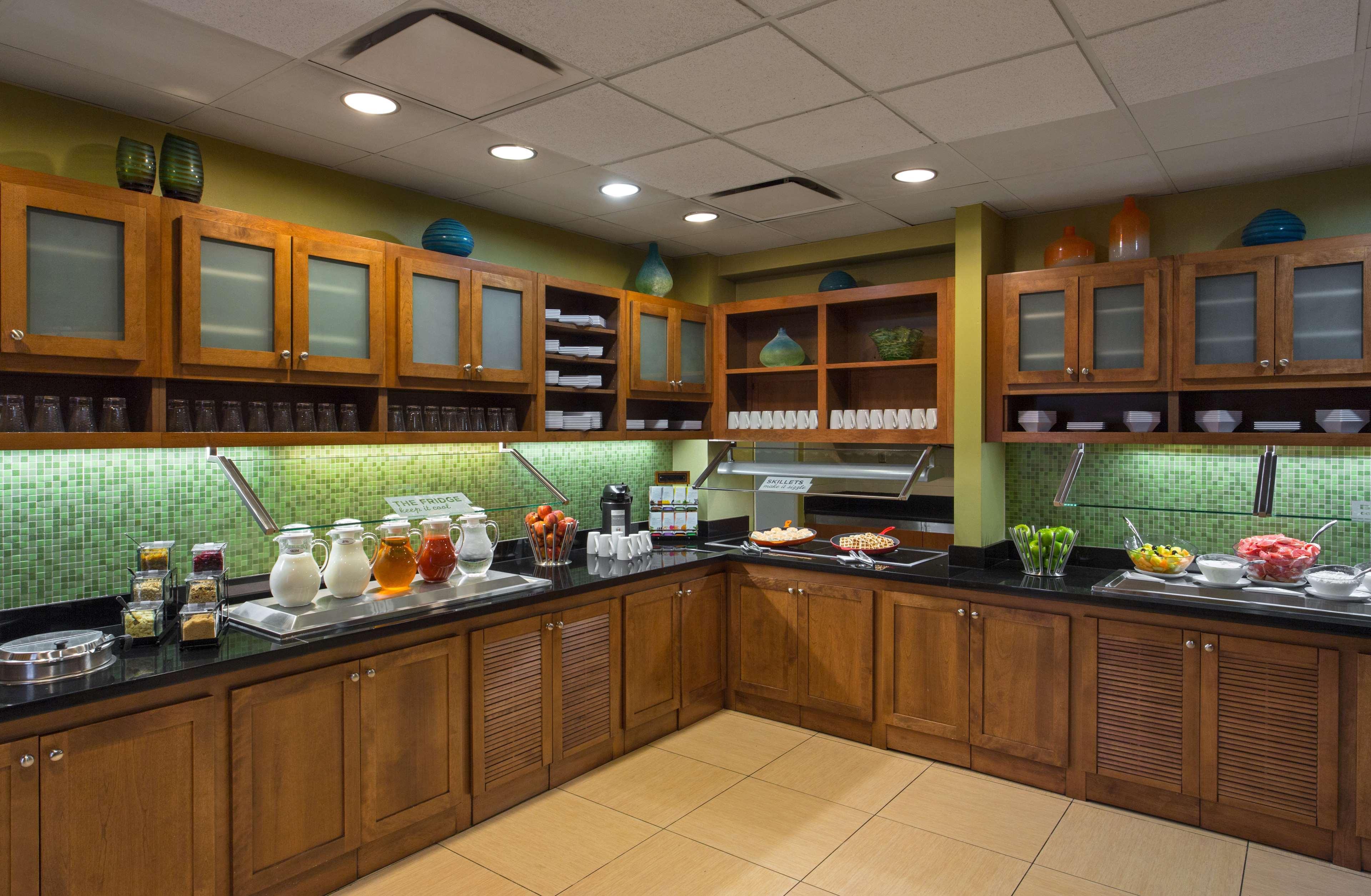 Hyatt Place Indianapolis Airport Екстер'єр фото