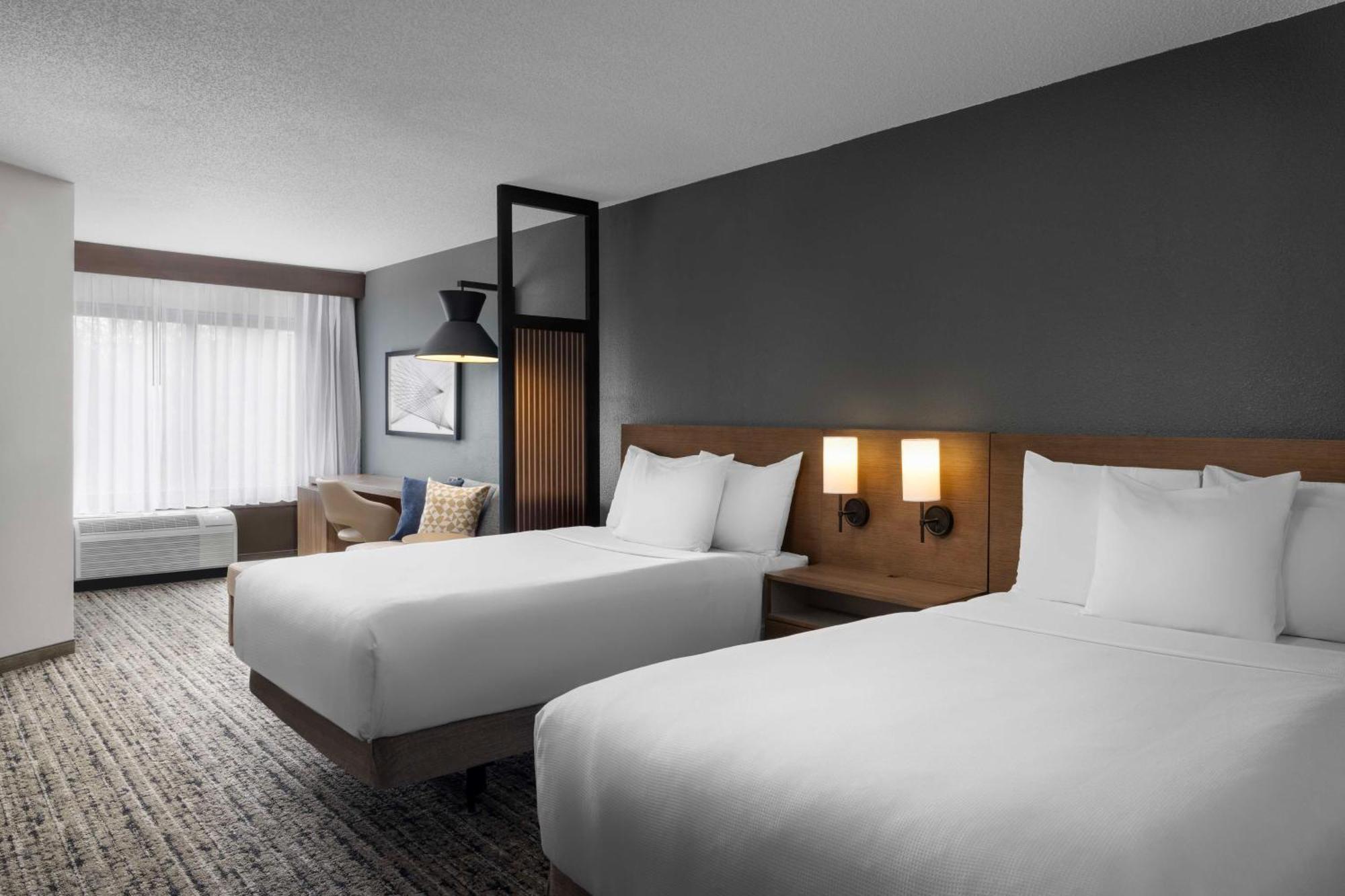 Hyatt Place Indianapolis Airport Екстер'єр фото
