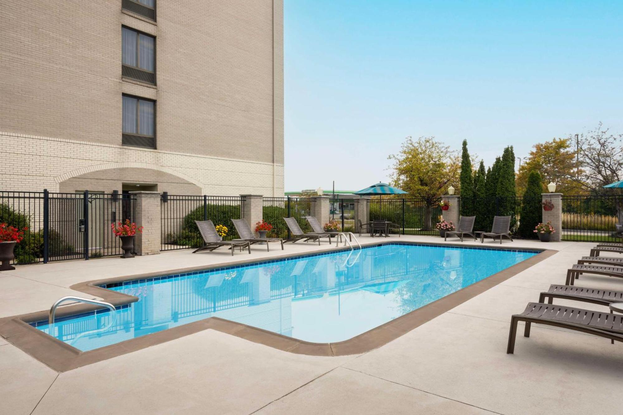 Hyatt Place Indianapolis Airport Екстер'єр фото